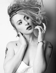 Fryzury Średnie - 1050118