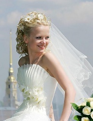 Fryzury Średnie Ślubne - 646707
