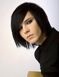 Fryzury Średnie Alternatywne EMO - 397583