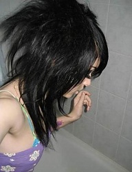 Fryzury Średnie Alternatywne EMO - 117200
