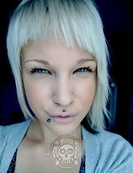 Fryzury Średnie - 616795
