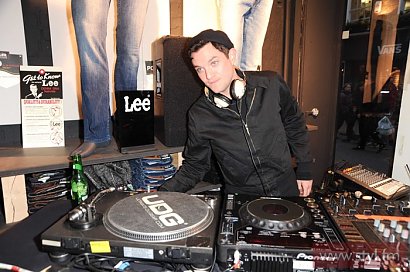 Aktor Mathew Horne