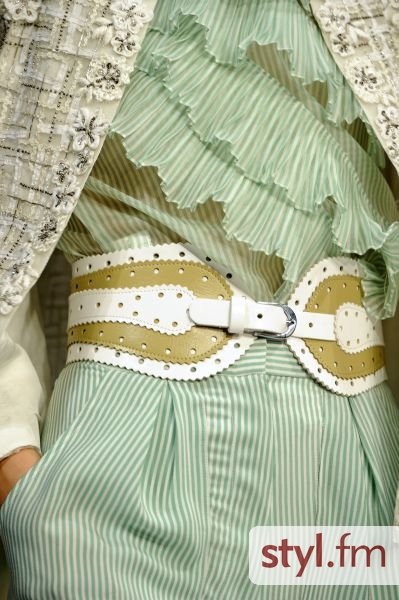 Ready to wear Spring summer 2011 OSCAR_DE_LA_RENTA_
_NEW YORK september 2010