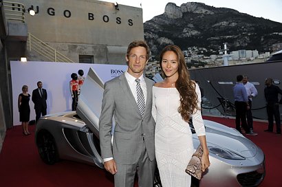 Jenson Button i Jessica Michibata 