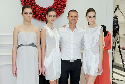 Prezentacja kolekcji karnawalowej Macieja Zienia i torebek Marjorie Renner
Warszawa, 18.12.2012
fot. Pawel Przybyszewski/ZOOM
na zdjeciu:
Maciej Zien