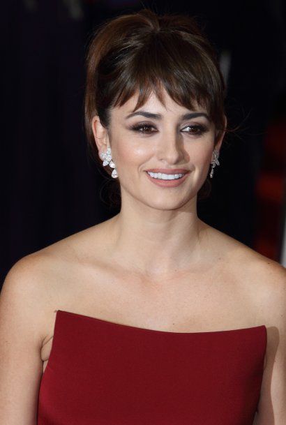 Penelope Cruz to uosobienie latynoskiej wersji (oliwkowa cera, ciemne włosy, oczy).