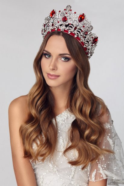 Magdalena Bieńkowska jest Miss Polski 2015 i w piątek powalczy o tytuł najpiękniejszej kobiety świata!