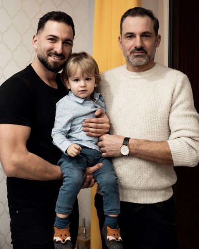 Rafał Maslak pokazał trzypokoleniowe zdjęcie - z synem i tatą!