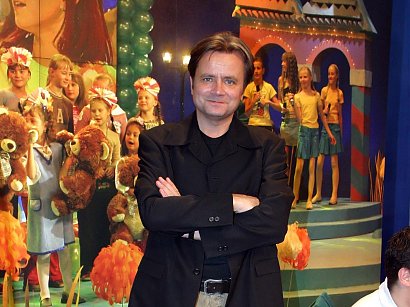 Michał Juszczakiewicz był reżyserem i prowadzącym programu: Od przedszkola do Opola.
