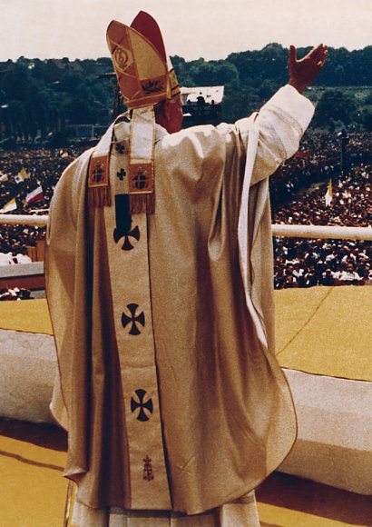 Dokładnie 40 lat temu podczas audiencji generalnej na placu św. Piotra w Rzymie o godzinie 17:19 doszło do zamachu na Jana Pawła II