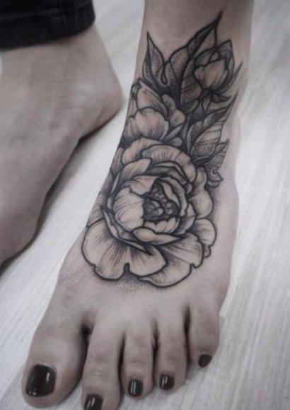 Tatuaże na stopie?