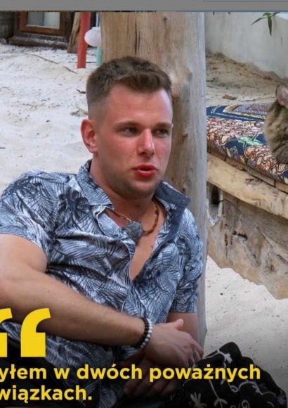 to właśnie z jego rąk odpadła