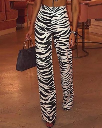 Spodnie z wysoką talią ozdobione wzorem z motywem zebry.