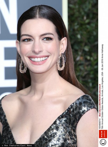 Anne Hathaway lubi klasyczne makijaże!