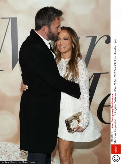 Wczoraj pisaliśmy o tym, że Jennifer Lopez ma short boba, ale na szczęście była to tylko stylizacja do sesji.
