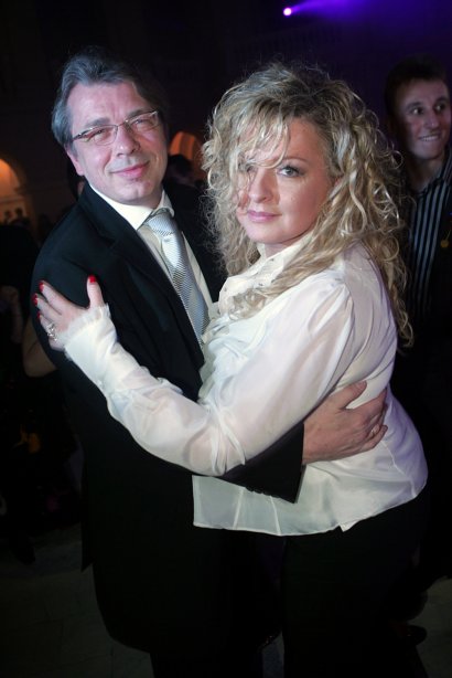 Jeszcze kilka miesięcy temu Magda Gessler bawiła się na ślubie swojej córki. Lara Gessler wyszła drugi raz za mąż za swojego ukochanego i ojca ich córeczki, a okazuje się, że za niedługo cała rodzina będzie mieć kolejną okazję do wspólnego świętowania.