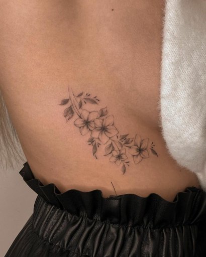 Zobacz najpiękniejsze tatuaże z motywem kwiatowym!