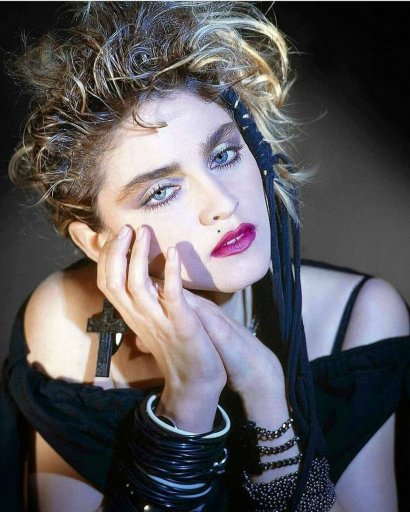 Zobacz kultowe makijaże Madonny!