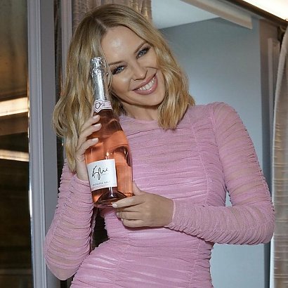 Kylie Minogue niedawno została twarzą, wróć, producentką wina.