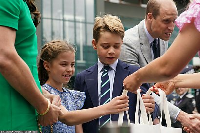 Charlotte i George pojawili się na finale i Wimbledonu i... dostali prezenty!