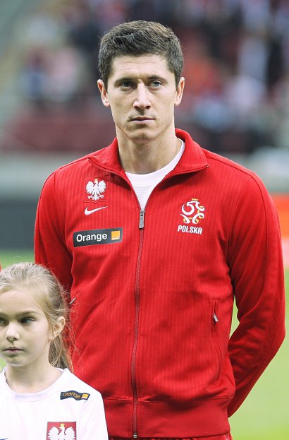 Nie da się ukryć, że taki piłkarz jak Robert Lewandowski zarabia naprawdę dużo.