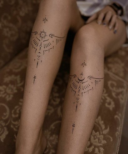 tatuaże na nogach