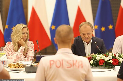 Tuż po spotkaniu Donald Tusk zamieścił wpis na platformie X, a w nim pochwalił się wrażeniami po spotkaniu.