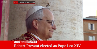 Papież Leon XIV w jednym z wywiadów wyznał, że chociaż jest Amerykaninem, wcale nie zamierza odwiedzać Stanów Zjednoczonych Ameryki.